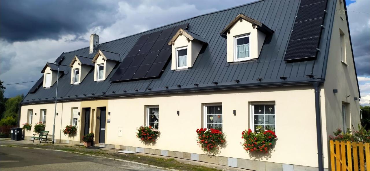 Apartman Atelier Vary V Nove Zrekonstruovanem Dome 卡罗维发利 外观 照片